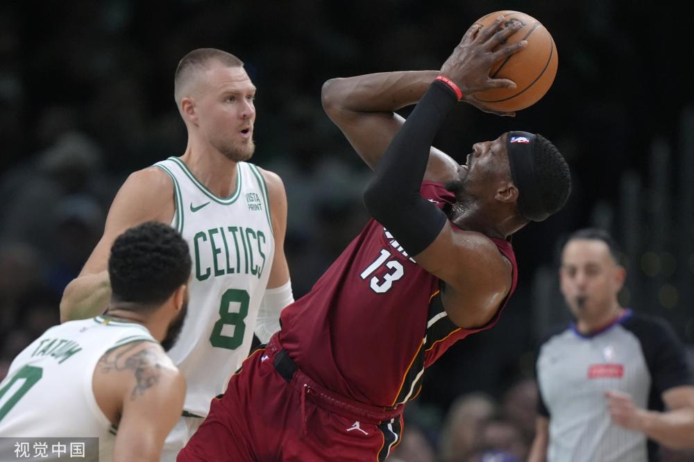 尔接连击败 尔接连击败