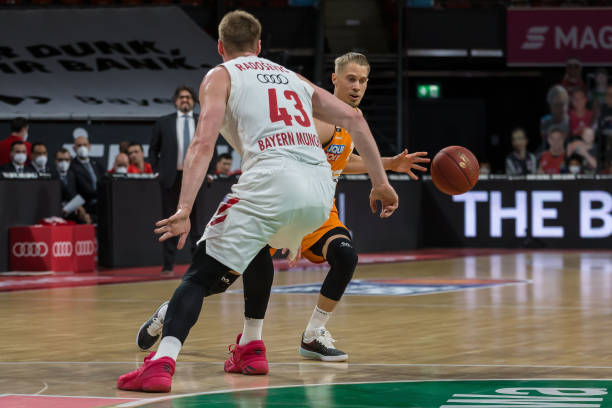 都曾因队友 都曾因队友